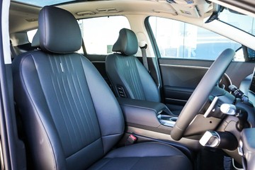 https://vehicle-cdn.autoleague.cloud/15443_620263374_14.jpg