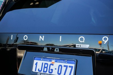 https://vehicle-cdn.autoleague.cloud/15443_620263374_9.jpg