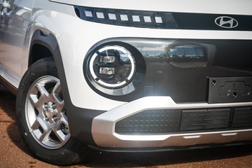 https://vehicle-cdn.autoleague.cloud/15443_620263377_2.jpg