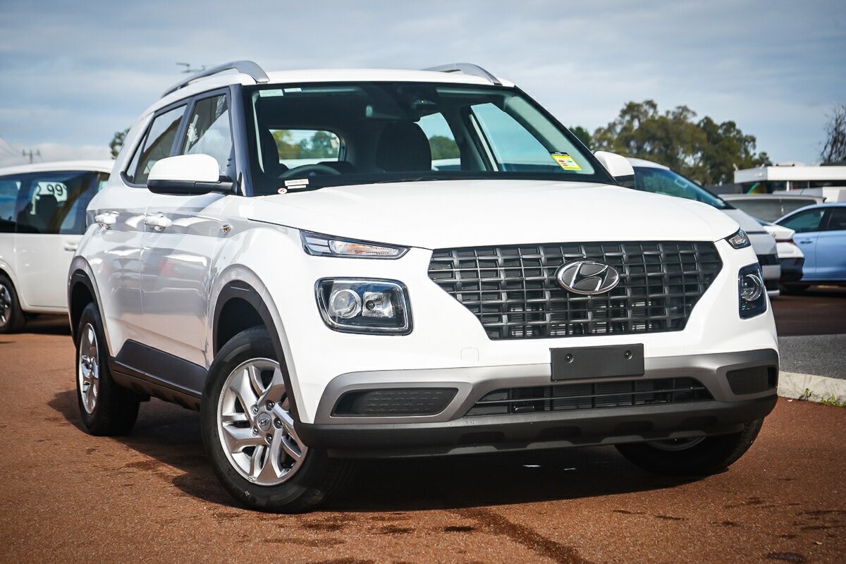 Hyundai Venue image 1