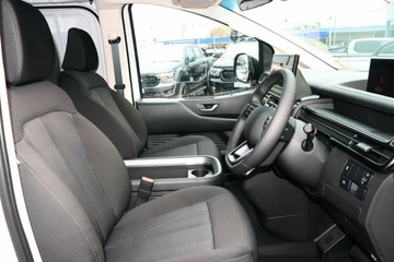 https://vehicle-cdn.autoleague.cloud/15443_620263502_6.jpg