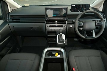 https://vehicle-cdn.autoleague.cloud/15443_620263512_10.jpg