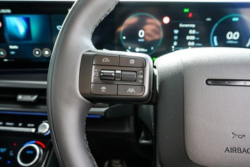 https://vehicle-cdn.autoleague.cloud/15443_620263766_18.jpg