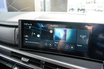 https://vehicle-cdn.autoleague.cloud/15443_620263766_21.jpg