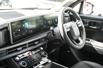 https://vehicle-cdn.autoleague.cloud/15443_620263766_25.jpg