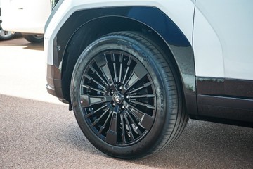 https://vehicle-cdn.autoleague.cloud/15443_620263766_5.jpg