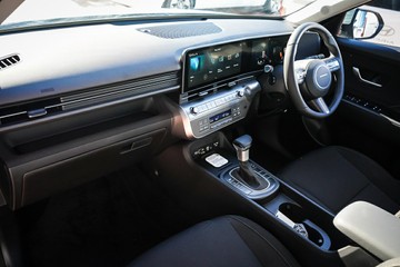 https://vehicle-cdn.autoleague.cloud/15443_620263799_20.jpg
