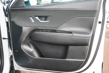https://vehicle-cdn.autoleague.cloud/15443_620263813_11.jpg