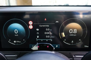 https://vehicle-cdn.autoleague.cloud/15443_620263813_15.jpg