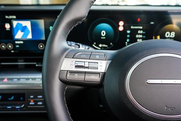 https://vehicle-cdn.autoleague.cloud/15443_620263813_16.jpg
