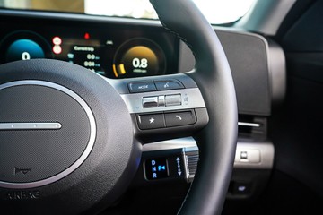 https://vehicle-cdn.autoleague.cloud/15443_620263813_17.jpg