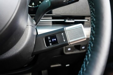 https://vehicle-cdn.autoleague.cloud/15443_620263813_18.jpg