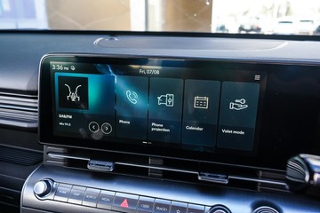 https://vehicle-cdn.autoleague.cloud/15443_620263827_17.jpg