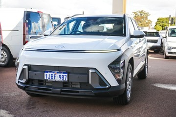 https://vehicle-cdn.autoleague.cloud/15443_620263827_4.jpg