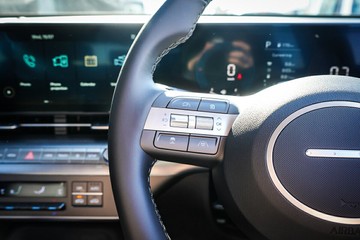 https://vehicle-cdn.autoleague.cloud/15443_620263828_15.jpg
