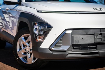 https://vehicle-cdn.autoleague.cloud/15443_620263828_2.jpg
