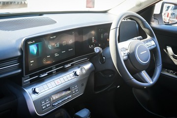 https://vehicle-cdn.autoleague.cloud/15443_620263828_21.jpg