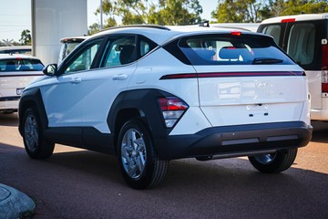 https://vehicle-cdn.autoleague.cloud/15443_620263828_6.jpg