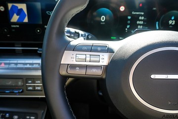 https://vehicle-cdn.autoleague.cloud/15443_620264078_16.jpg
