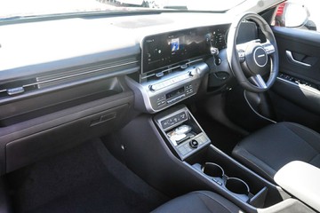 https://vehicle-cdn.autoleague.cloud/15443_620264078_21.jpg