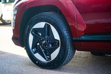 https://vehicle-cdn.autoleague.cloud/15443_620264078_5.jpg