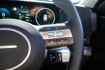 https://vehicle-cdn.autoleague.cloud/15443_620264103_17.jpg