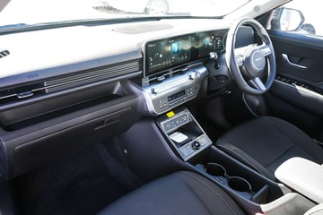 https://vehicle-cdn.autoleague.cloud/15443_620264103_21.jpg