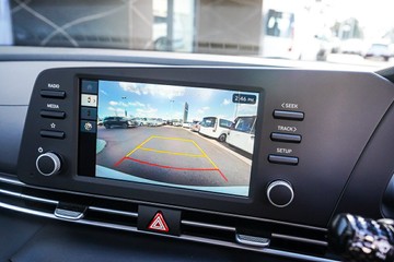 https://vehicle-cdn.autoleague.cloud/15443_620264236_19.jpg