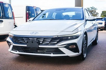 https://vehicle-cdn.autoleague.cloud/15443_620264236_4.jpg