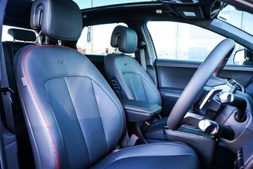 https://vehicle-cdn.autoleague.cloud/15443_620264376_13.jpg