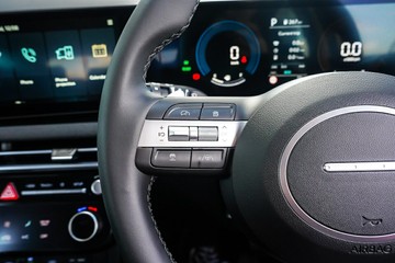 https://vehicle-cdn.autoleague.cloud/15443_620264514_16.jpg