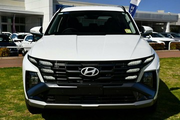 https://vehicle-cdn.autoleague.cloud/15443_620264515_17.jpg
