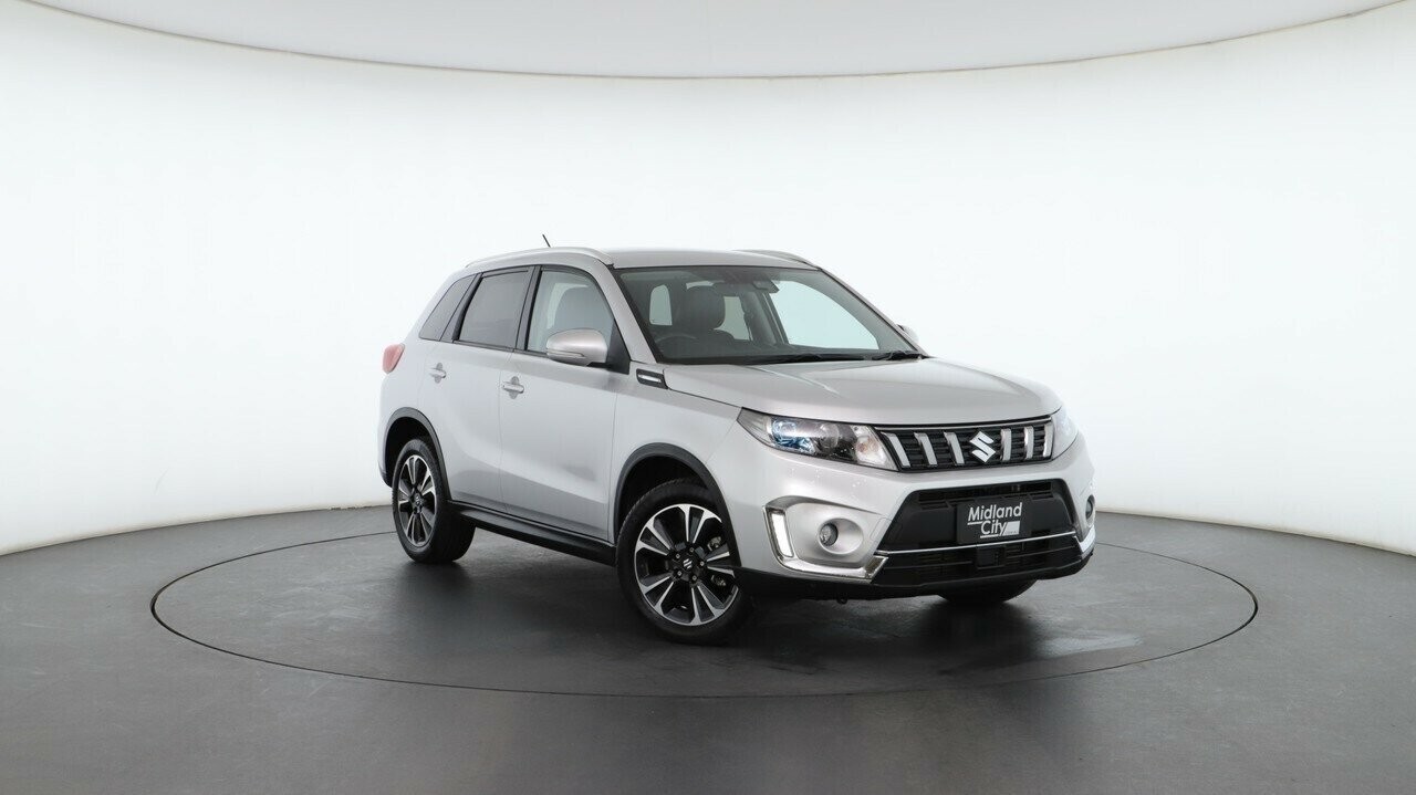 Suzuki Vitara image 1