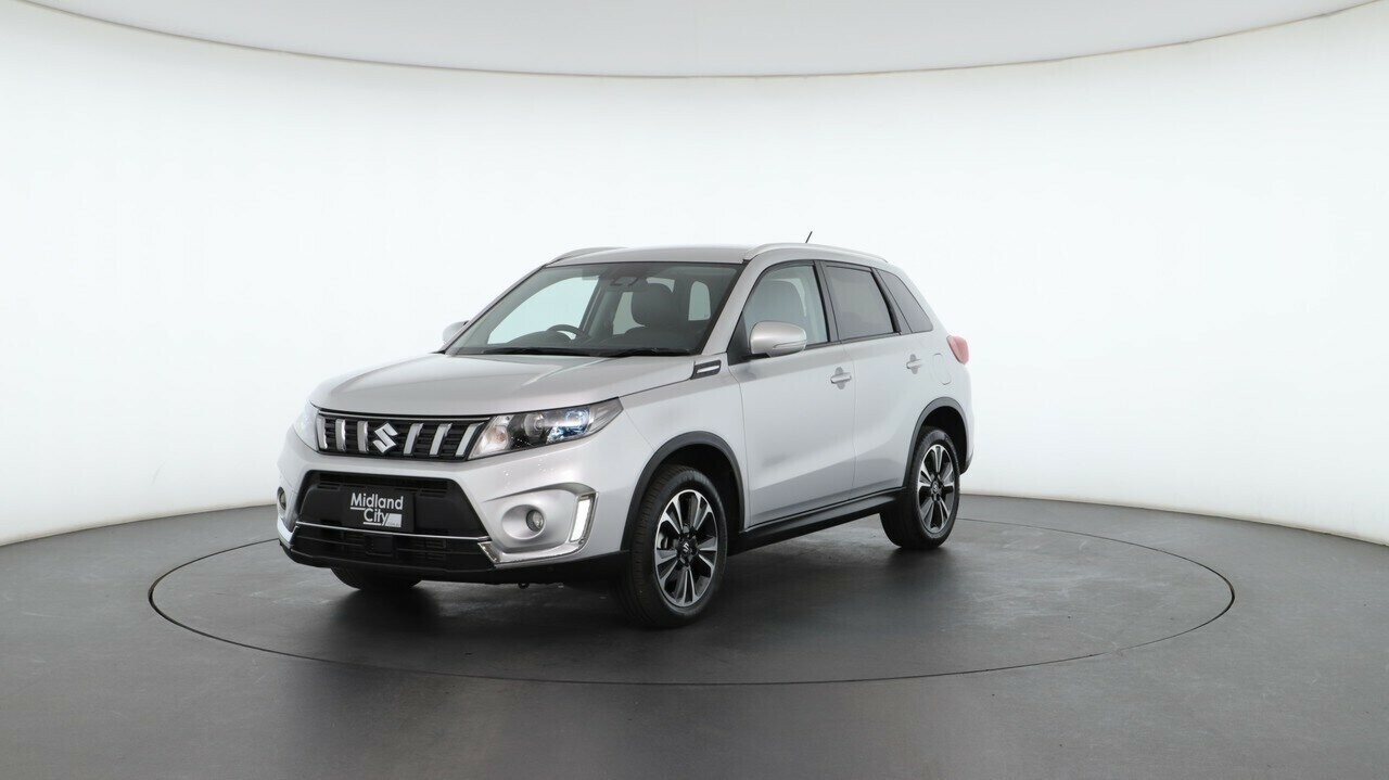 Suzuki Vitara image 2