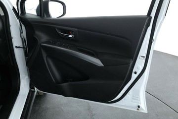 https://vehicle-cdn.autoleague.cloud/15456_4370346_17.jpg