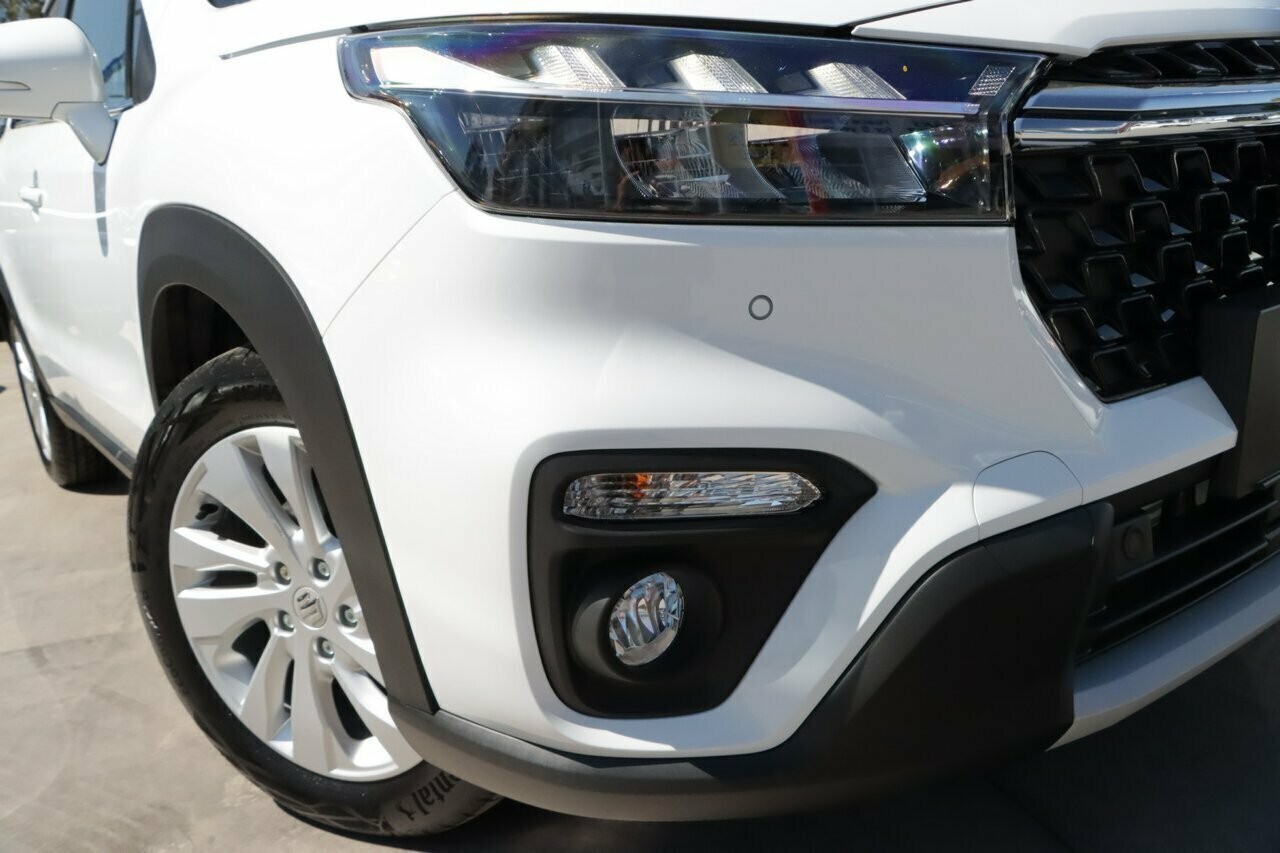 Suzuki S-cross image 2