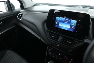 https://vehicle-cdn.autoleague.cloud/15456_4370346_22.jpg
