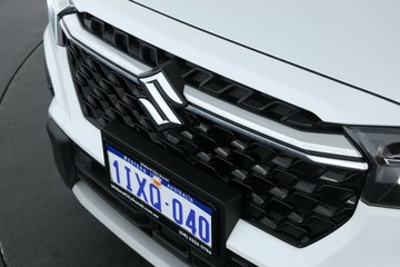 https://vehicle-cdn.autoleague.cloud/15456_4370346_7.jpg