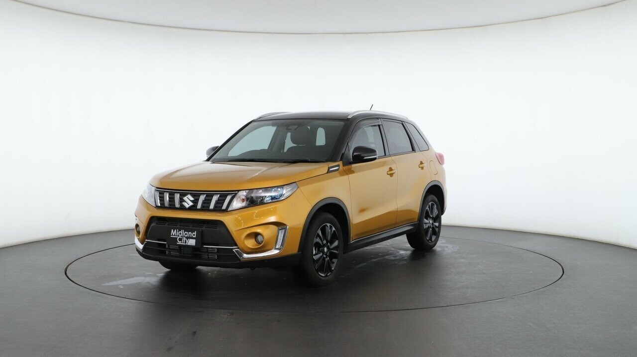 Suzuki Vitara image 2