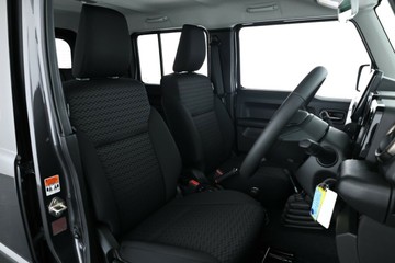 https://vehicle-cdn.autoleague.cloud/15456_4375457_18.jpg