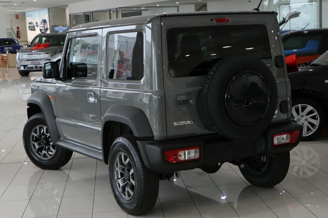 Suzuki Jimny image 3