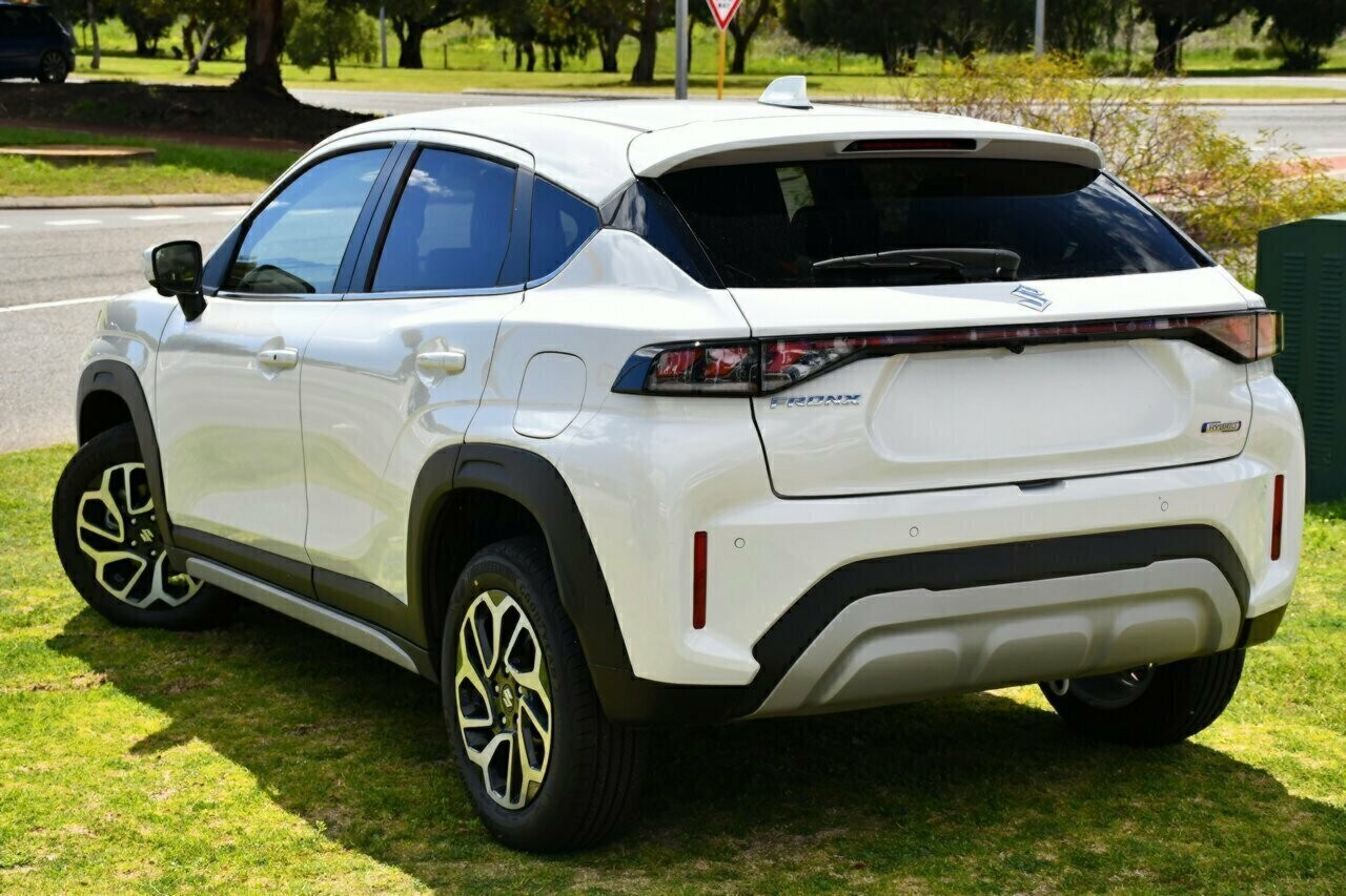 Suzuki Fronx image 3