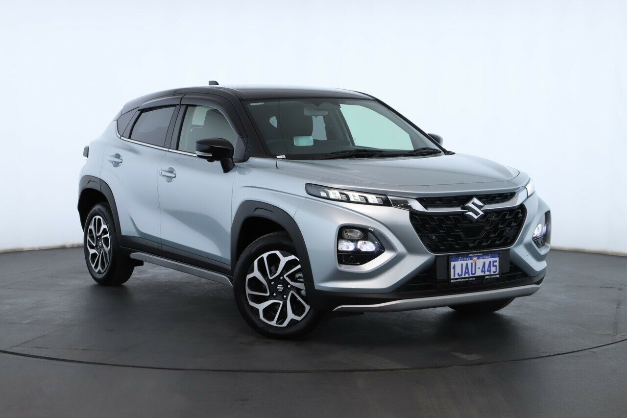 Suzuki Fronx image 1