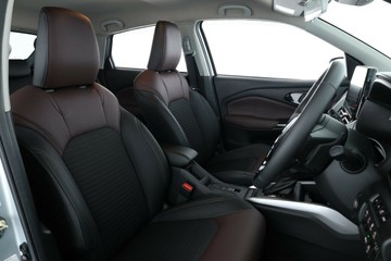 https://vehicle-cdn.autoleague.cloud/15456_4389889_18.jpg