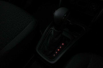 https://vehicle-cdn.autoleague.cloud/15456_4389941_28.jpg