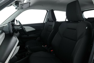 https://vehicle-cdn.autoleague.cloud/15456_4389941_30.jpg