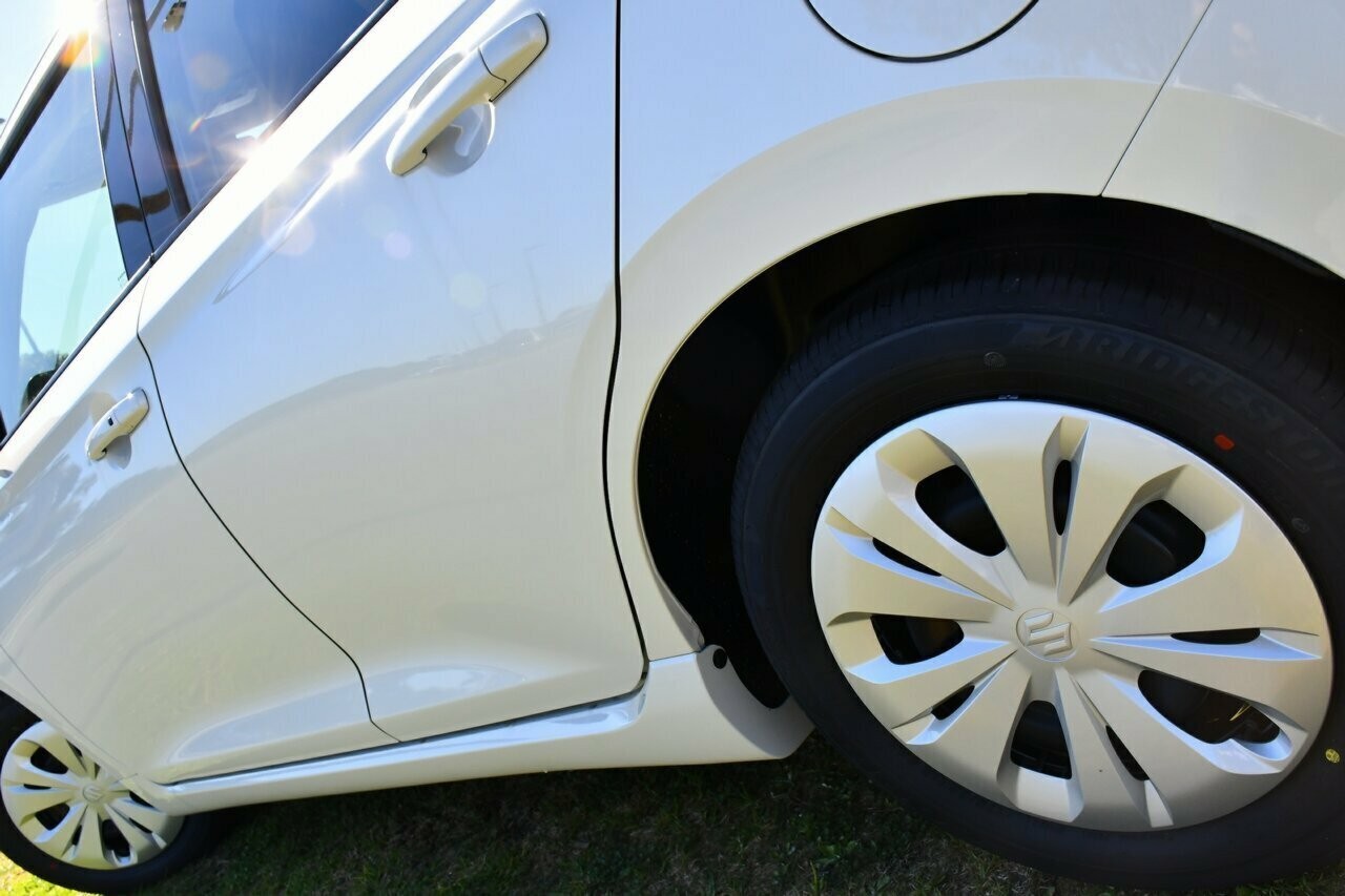 Suzuki Swift image 4