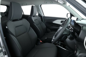 https://vehicle-cdn.autoleague.cloud/15456_4389987_19.jpg