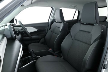 https://vehicle-cdn.autoleague.cloud/15456_4389987_32.jpg