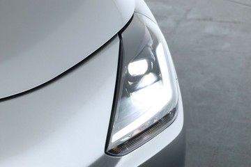 https://vehicle-cdn.autoleague.cloud/15456_4389987_8.jpg